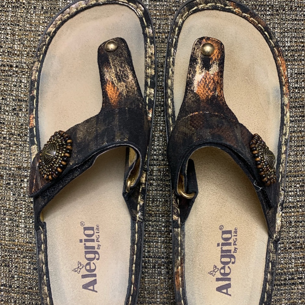 🐾Alegria leather sandals